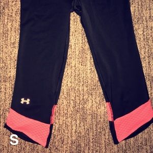 Under armour leggings!